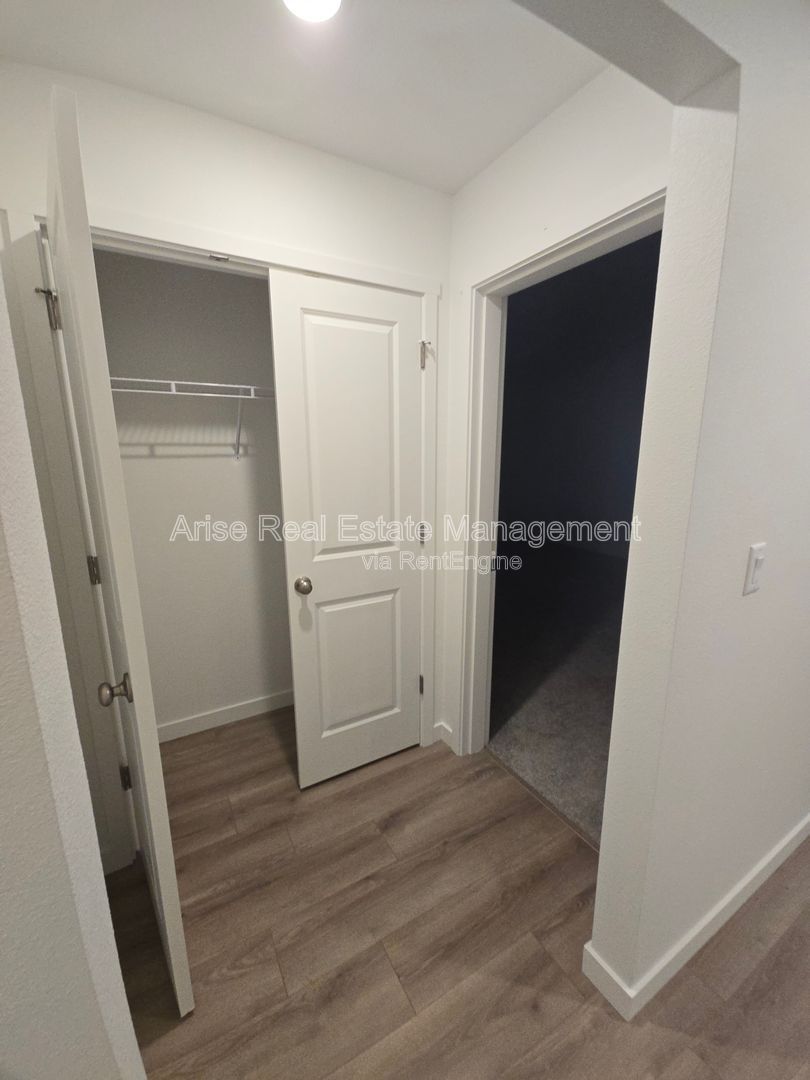 Beautiful, light-filled 3-bedroom, 2-bath home property image